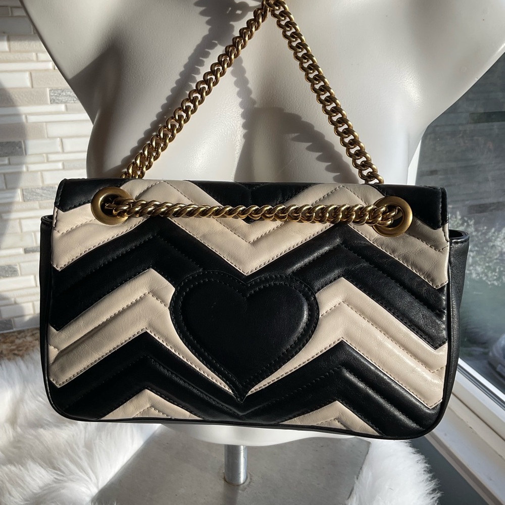 Gucci Marmont GG Black White Chevron Matelasse Leather Fold Over Flap Bag - Picture 2 of 10